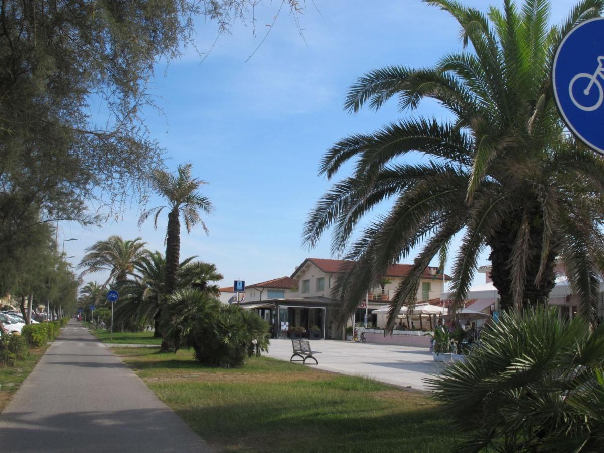 Apartment Dei Fiori By Interhome Lido di Camaiore Exterior photo