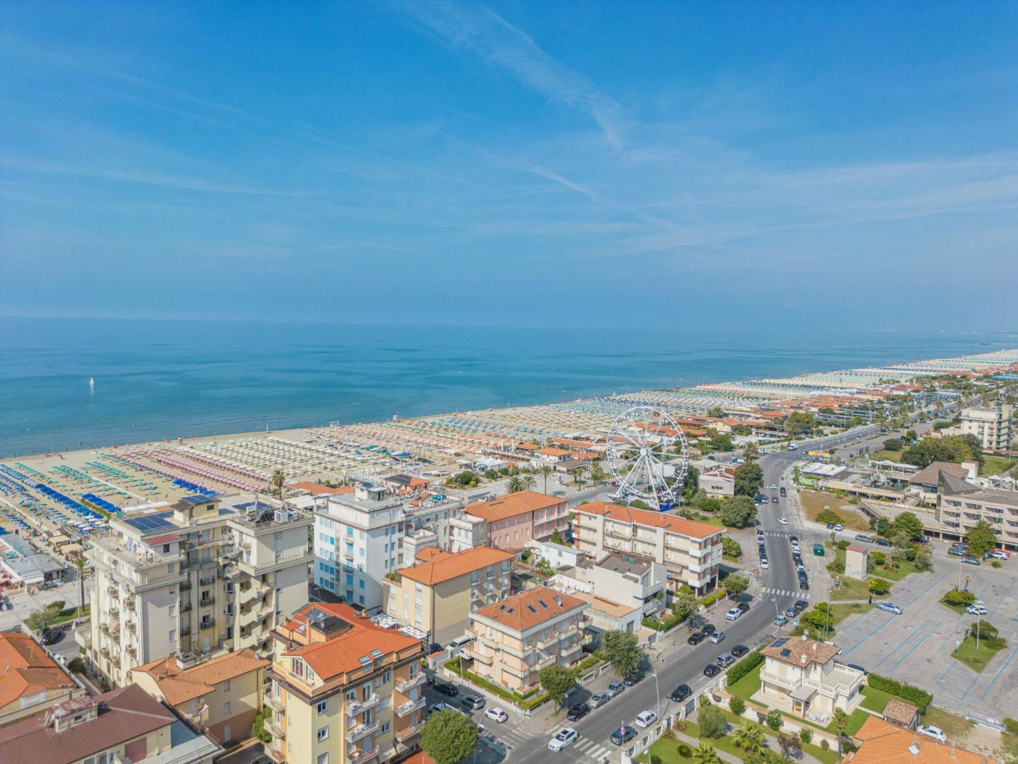 Apartment Dei Fiori By Interhome Lido di Camaiore Exterior photo