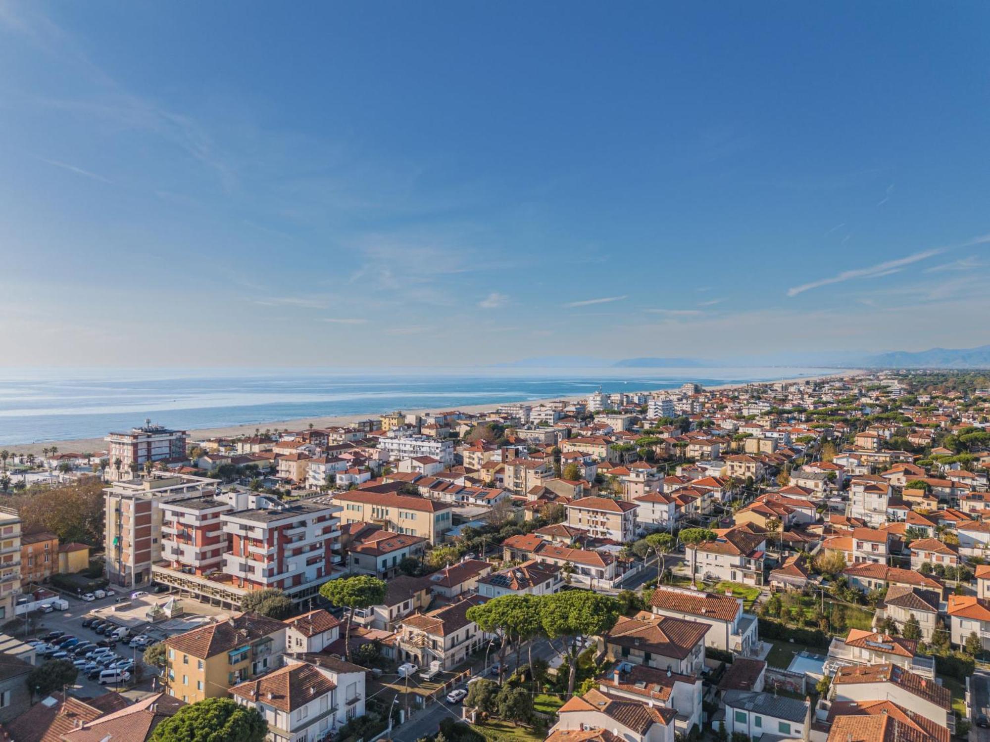 Apartment Dei Fiori By Interhome Lido di Camaiore Exterior photo